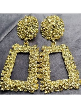 Gold Coral Textured Earrings